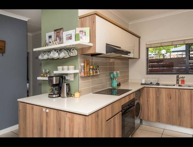 3 BEDROOM APARTMENT FOR SALE IN LINBRO PARK